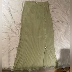 Reformation sage green ribbed maxi skirt with buttons, size S